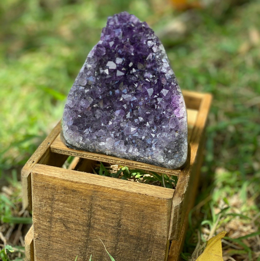 (SOLD LOCALLY) Amethyst Crystal 🔮